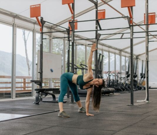 Zajęcia Mobility i stretching – dlaczego warto włączyć je do grafiku treningowego?